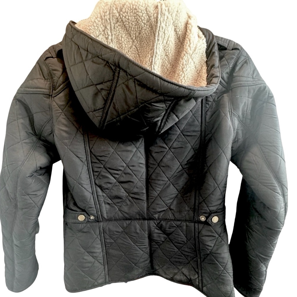 Barbour Dark Quilted Utility Jacket with Gold Accents - Picture 5 of 7